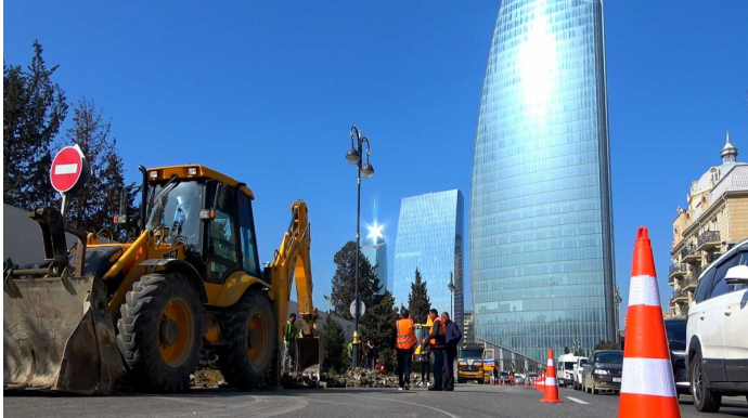 8 Noyabr prospektində əsaslı təmir işləri aparılır - FOTO 