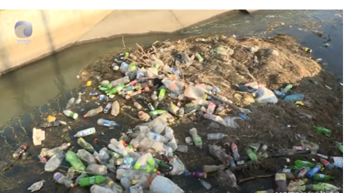 Su kanalında antisanitar vəziyyət: “Əvvəllər çay qoyulurdu, indi əl yumağa iyrənirik”   - VİDEO