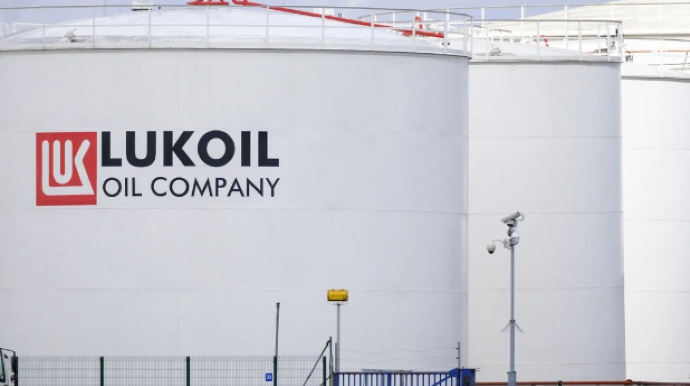 Britaniya “Lukoil”ə sanksiyaları dayandırdı