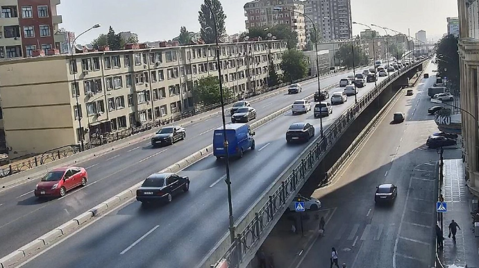 На каких улицах Баку 5 августа наблюдаются транспортные заторы?