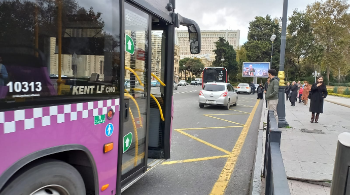 Özü qayda pozur, başqasını borclu çıxarır  - FOTO