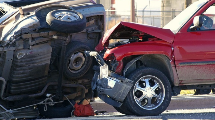 Göygöldə avtomobillər toqquşub, ölən var