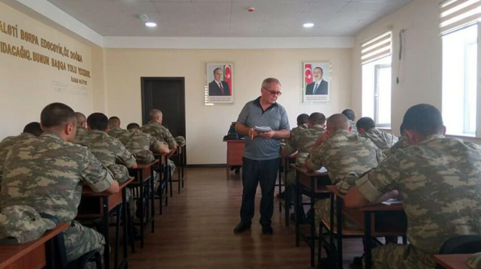 "Hərbi hissələrdə psixoloji işə dəstək fəaliyyəti davam etdirilir" - MN 