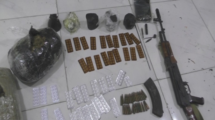 Göyçayda silahlı şəxs saxlanılıb, külli miqdarda narkotik aşkarlanıb  - FOTO - VİDEO