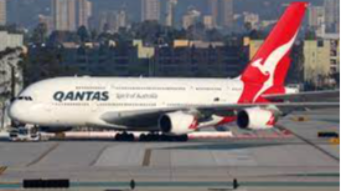 Авиакомпания Qantas  отменила ношение масок на рейсах в Великобританию, Италию и США