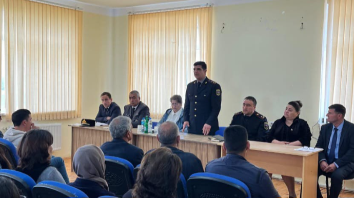 Ağcabədi polisi məktəbdə maarifləndirici tədbir keçirdi - FOTO 