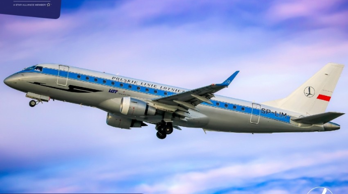 Polşanın “LOT” aviaşirkəti Varşavadan Bakıya birbaşa reyslərə başlayacaq 