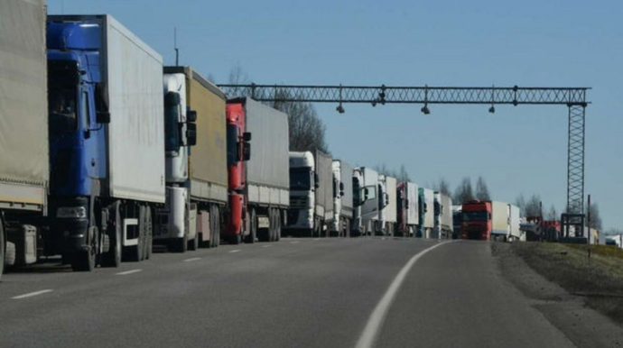 AYNA:  “Qırmızı Körpü” gömrük postunda 508 avtomobil gözləyir"