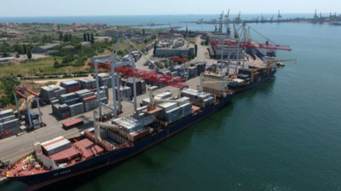 Taxıl daşıyan daha bir gəmi Odessa limanını tərk etdi - FOTO 