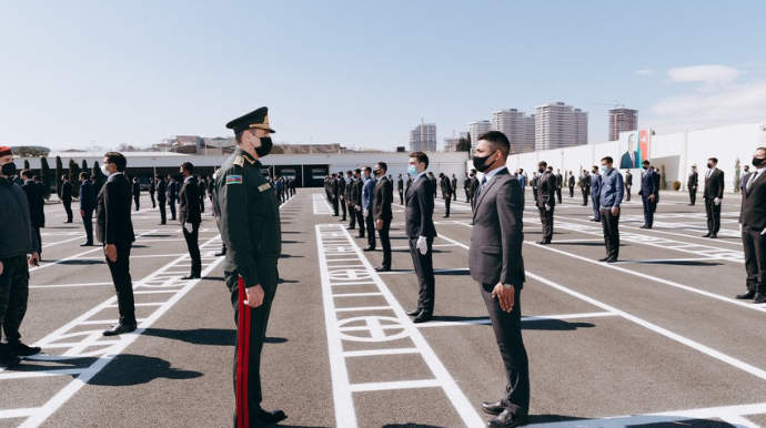 Vilayət Eyvazov sıra baxışı keçirib 160 nəfəri işə götürdü  - FOTO