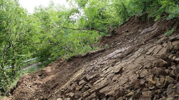 Ermənistanın Azərbaycanla sərhəddəki kəndində torpaq sürüşməsi baş verdi 