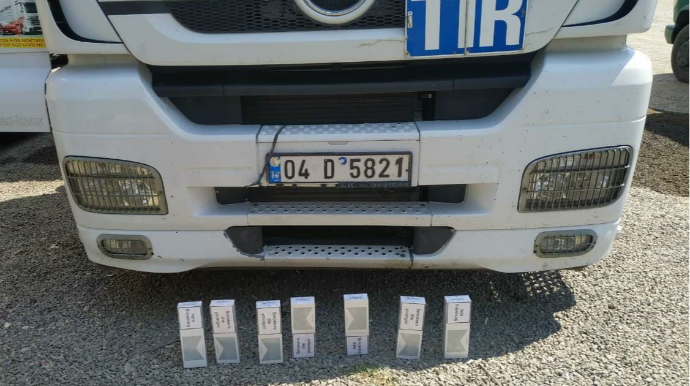 Yük avtomobillərində qanunsuz siqaret, dərman aşkarlanıb  - FOTO