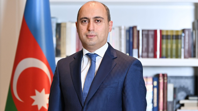 Nazir onu direktor müavini təyin etdi - FOTO