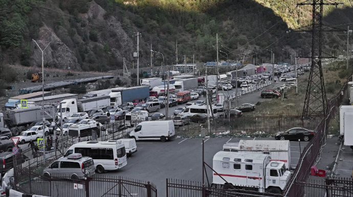 Ermənistanın 600-dən çox yük maşını sərhəddə gözləyir   