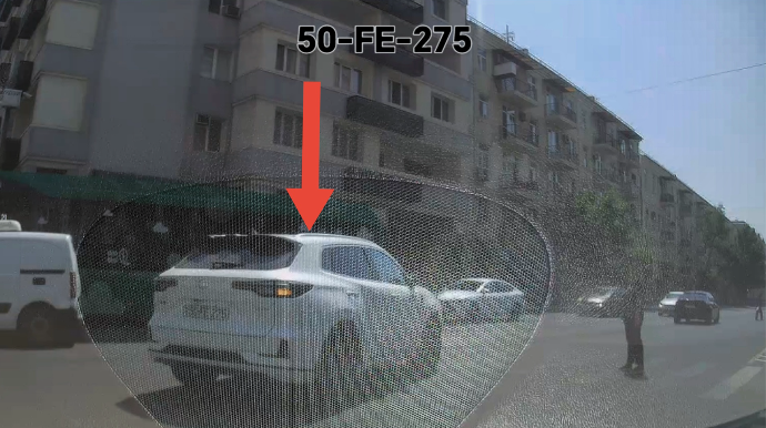 В Баку водитель нарушил сразу два правила - ВИДЕО