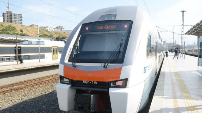 Bakı-Qəbələ-Bakı marşrutu üzrə əlavə qatar reysləri təyin edildi 