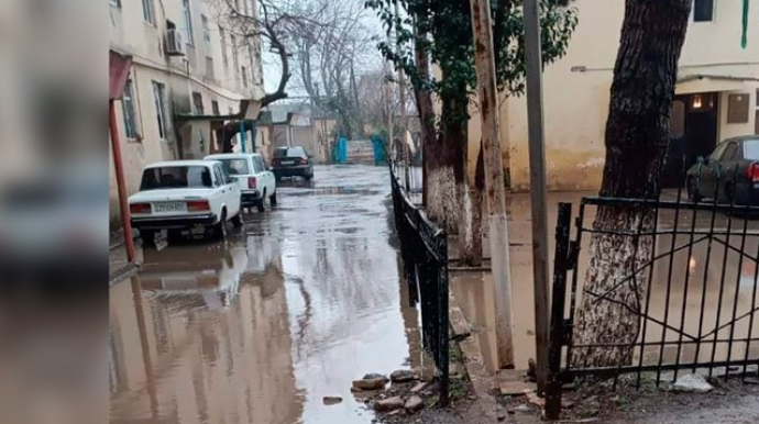 Cəlilabadda intensiv yağış fəsadlar törədib