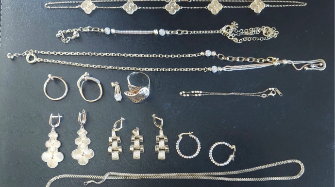 Naxçıvanda evdən qızıl-zinət əşyaları oğurlayan şəxs saxlanıldı