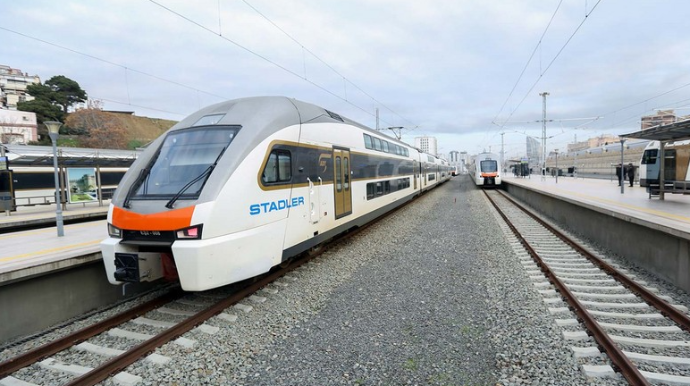 Bakı-Sumqayıt qatarları ilə sərnişindaşıma 41 % artıb 