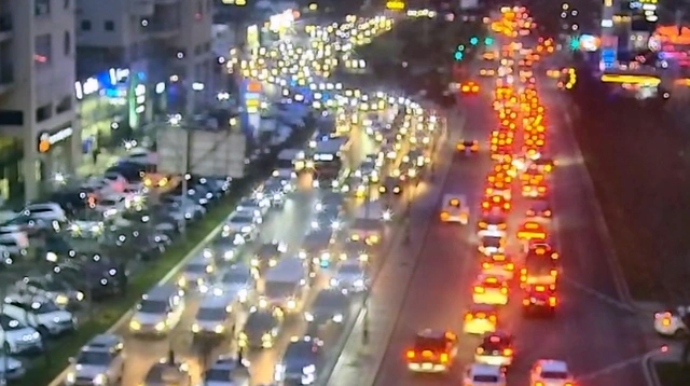 Paytaxtın 25 küçəsində tıxac var - SİYAHI 