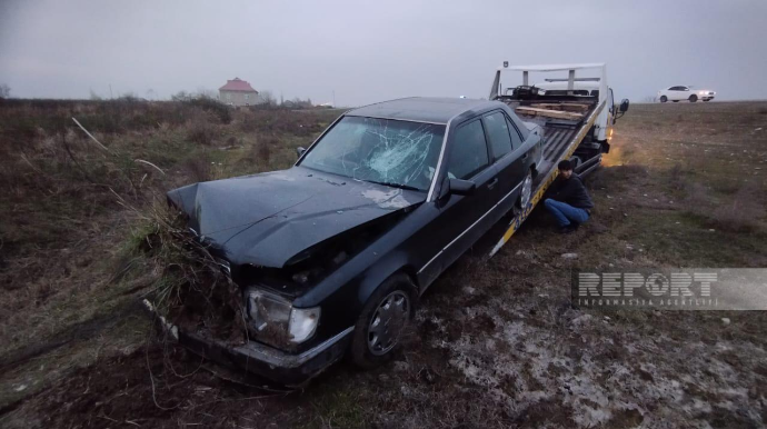 Kürdəmirdə  "Mercedes" aşdı: 9 yaşlı uşaq və daha 2 nəfər...   - FOTO