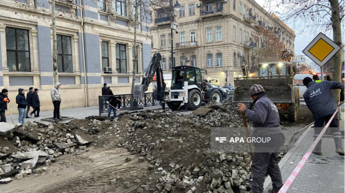 Bakının mərkəzi hissəsində yol təmirə görə bağlanıdı  - FOTO