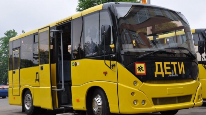 Məktəbliləri COVID-19-dan qorumaq üçün ayrıca trolleybus və avtobuslar işləyəcək