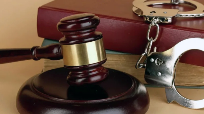 Arvadını güllələyən direktorun məhkəməsi qapalı keçirildi 