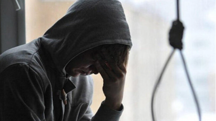 В Баку 29-летний рабочий совершил суицид 