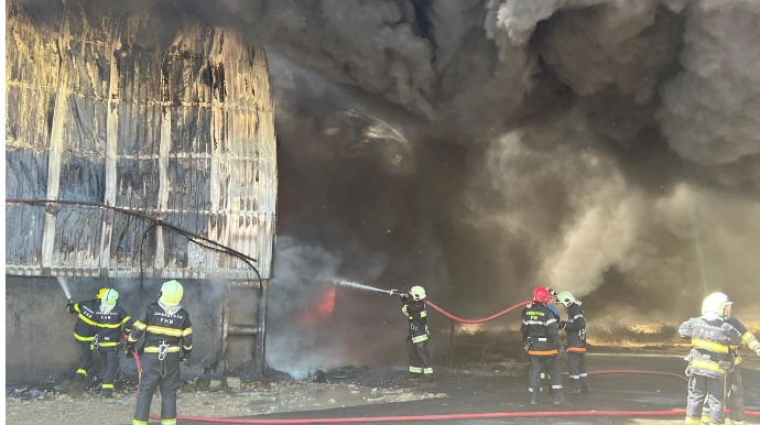 "Sədərək" ticarət mərkəzində yanğın zamanı 4 nəfər tüstüdən zəhərlənib
