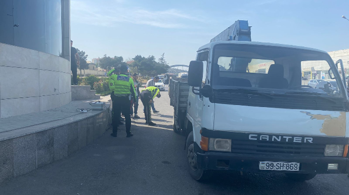 Ekologiya postunda reyd: yük maşınları, avtobuslar, avtomobillər... - FOTO - VİDEO