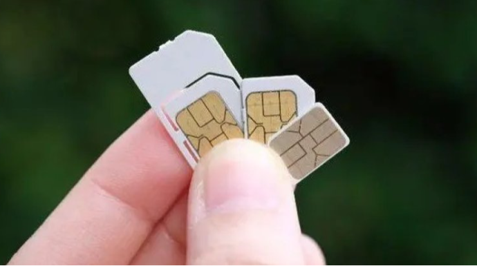 Rekord qiymətə satılan 7 rəqəmli telefon nömrəsi - FOTO 