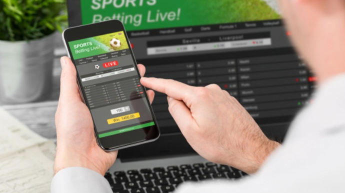 Mərc oyunlarında iştirak edən 16 məmur işdən çıxarılıb