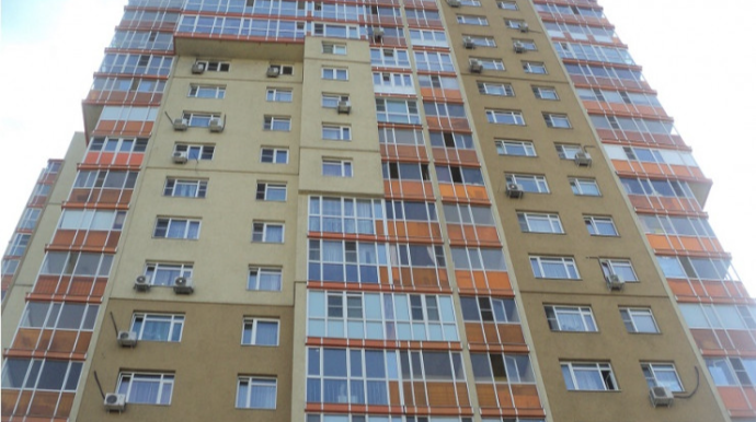 İki oğlunu binadan atan ana ÖZÜ DƏ İNTİHAR ETDİ 