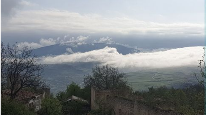 Dumanlı dağların başında yerləşən Şuşadan FOTOREPORTAJ 