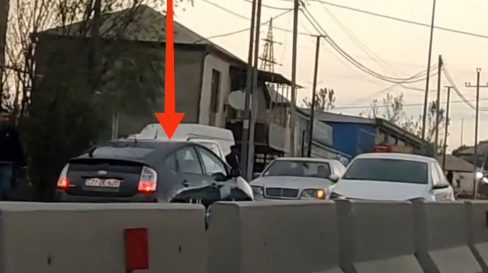 Xocəsən yolunda bir ailəni ölümə aparan "Uber" taksi sürücüsü - VİDEO