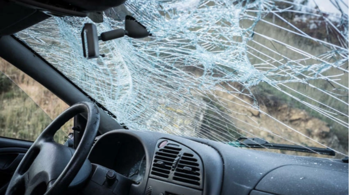 В Агдаше перевернулся автомобиль: водитель погиб на месте аварии 