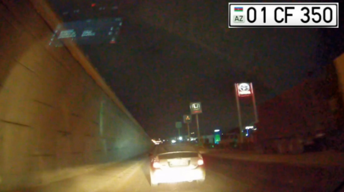 3 dəqiqə ərzində 2 dəfə qayda pozan “Prius” sürücüsü   - VİDEO