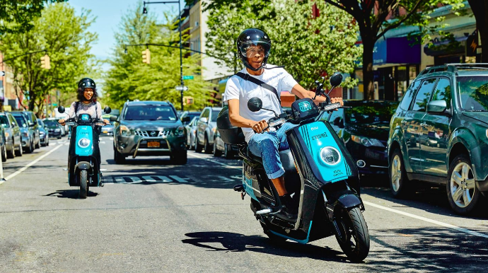 Moped sürənlər bu qaydalara riayət etməlidirlər – EKSPERTDƏN XƏBƏRDARLIQ   - VİDEO 