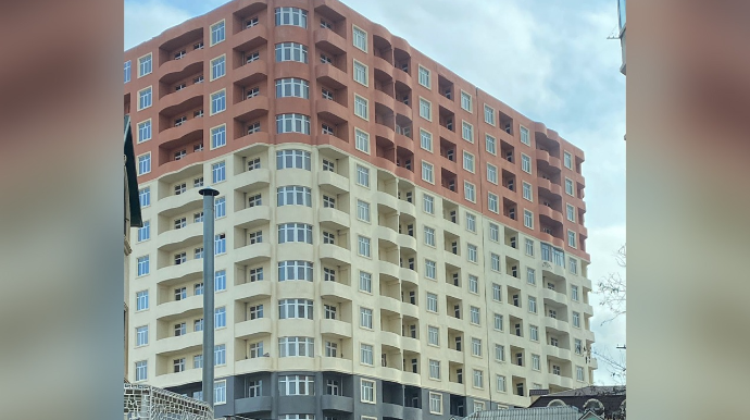 “Torpağın indiki qiyməti 3 milyondur, təklif edilən evlər heç yarım milyon etmir” 