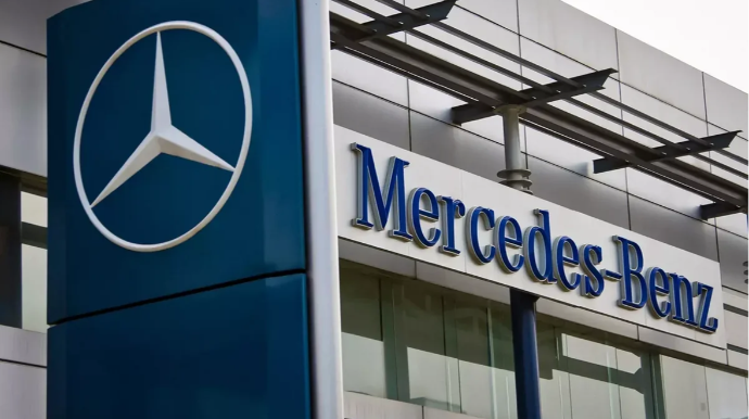 В Mercedes-Benz заявили о желании заняться оборонным производством 