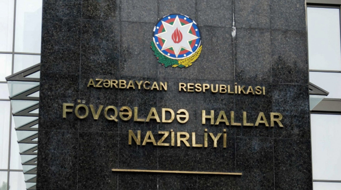 FHN  yaşayış kompleksində təhlükəli halı aradan qaldırıb - VİDEO