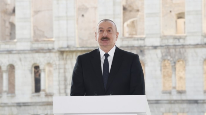 "Biz təkcə Ermənistanla müharibə aparmamışıq" - Prezident