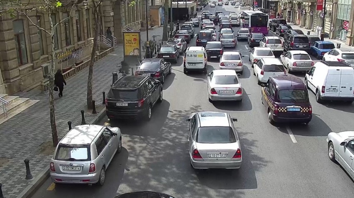 Sürücülərə XƏBƏRDARLIQ  - Buna görə 500-800 AZN cərimələnə bilərsiniz