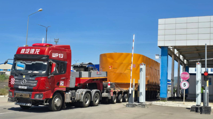 Kurık limanında Trans-Xəzər fiber-optik kabel xətti üçün yük qəbul edilib - FOTO