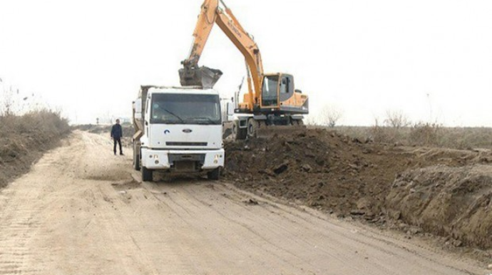 Qanunsuz qum daşıyan şəxs cəzalandırıldı