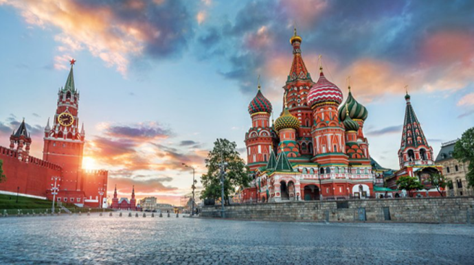 Nyu-York bahasına Moskvaya: Rusiyaya bilet qiymətləri niyə qalxdı? - FOTO