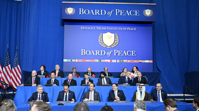 Prezident Sülh Şurasının ilk iclasında iştirak edir - FOTOLAR 