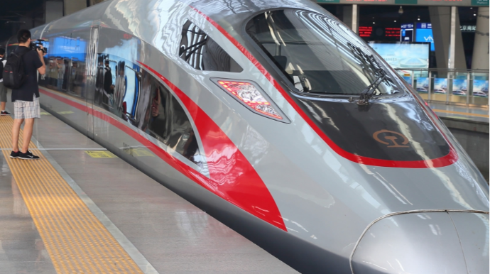 Çində dəmir yolu ilə bir gündə 23,13 milyon sərnişin daşınıb 