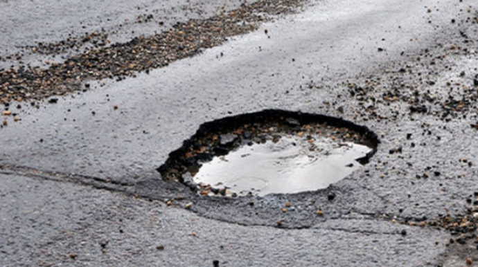 Binəqədidə bir küçədə 39 ildir ki, asfalt örtüyü yenilənmir   - VİDEO - YENİLƏNİB